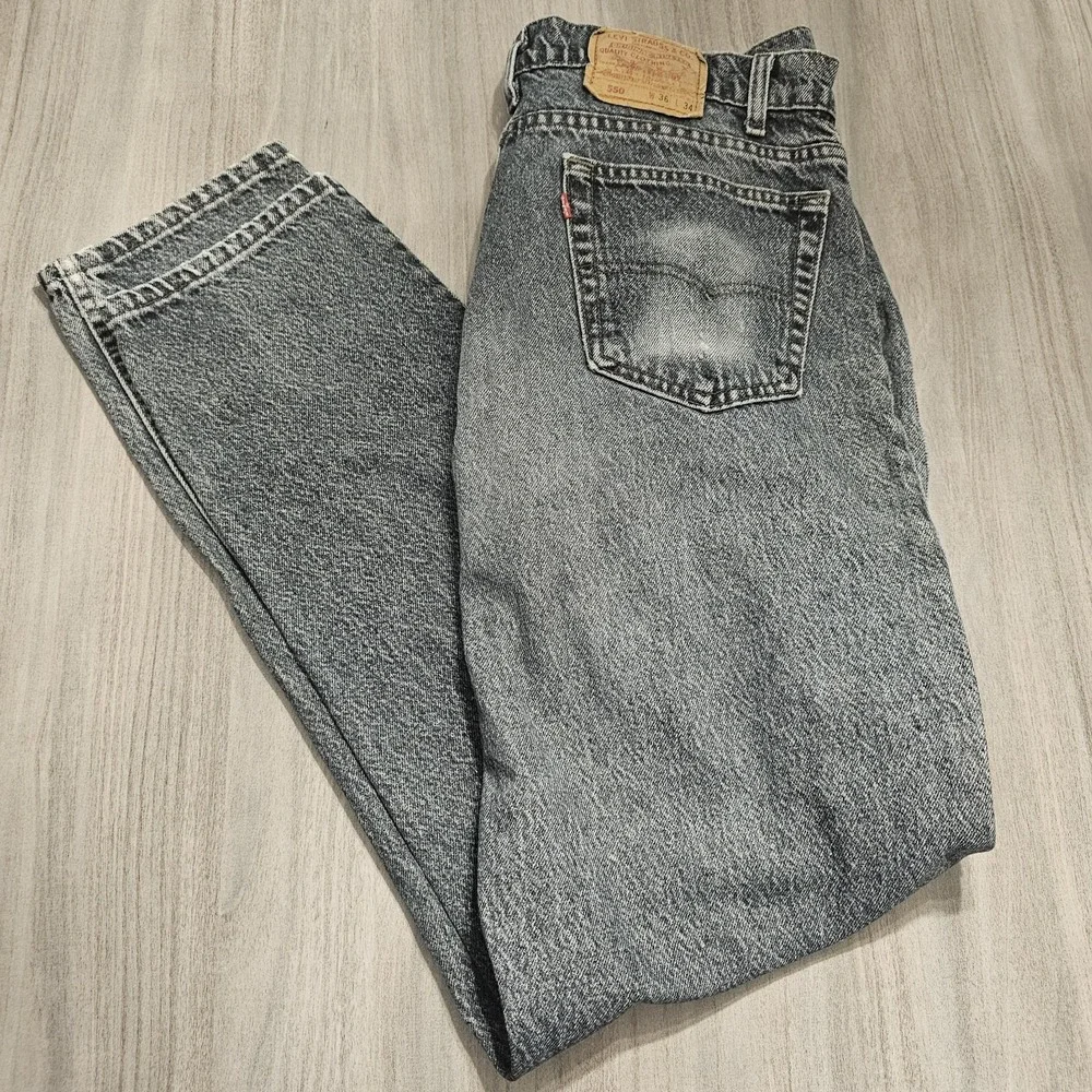 VTG‎ Levi's 550 Jeans 36x34 Actual 34x33 Black Acid Wash Made in USA 90s